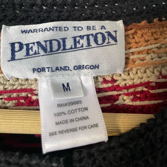 Pendleton | Knit cardigan. USA Oregon. Southwest geometric pattern. Size Medium. - Picture 6 of 8